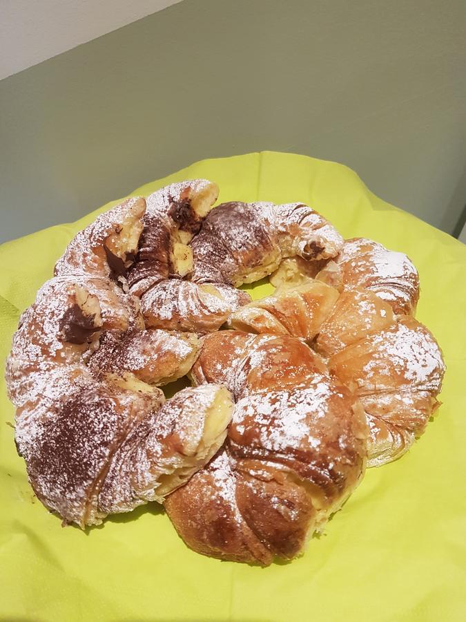 Well.B Bed & Breakfast Болоня Екстериор снимка